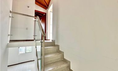 Apartamento Duplex en venta en Altos Del Poblado