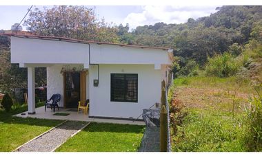JCM-EVG-526-Casa Campestre-Santa Elena-V.BarroBlanco-S.San Miguel-