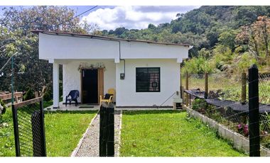 JCM-EVG-526-Casa Campestre-Santa Elena-V.BarroBlanco-S.San Miguel-