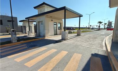 CASA EN VENTA AL SUR CARRETERA PACHUCA- MEXICO