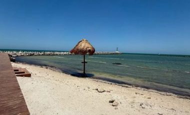 Venta Villa frente al mar Yucalpetén Chelem  Yucatán