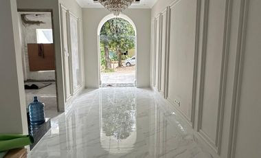 RUMAH MODERN CLASSIC JAGAKARSA JAKARTA SELATAN
