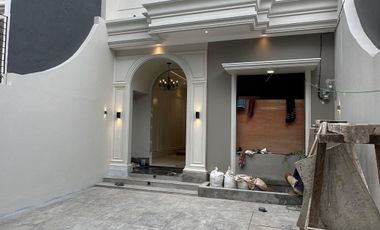 RUMAH MODERN CLASSIC JAGAKARSA JAKARTA SELATAN
