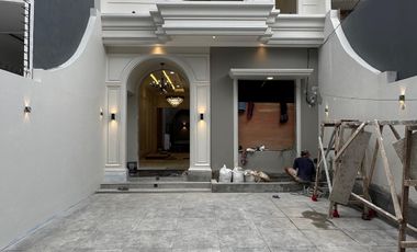 RUMAH MODERN CLASSIC JAGAKARSA JAKARTA SELATAN