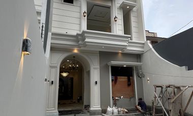 RUMAH MODERN CLASSIC JAGAKARSA JAKARTA SELATAN