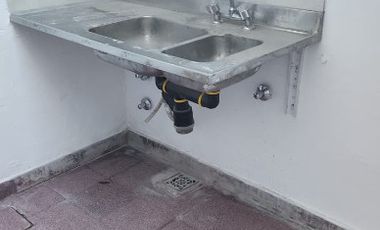 Departamento Tipo Casa en alquiler en Lanus Este