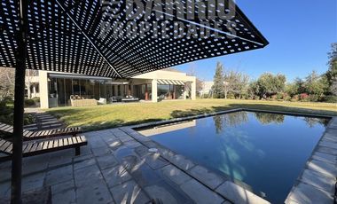 Casa en Venta en Chicureo / Piedra Roja