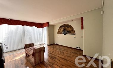 Casa en Venta en PUC