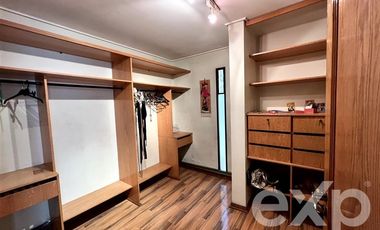 Casa en Venta en PUC
