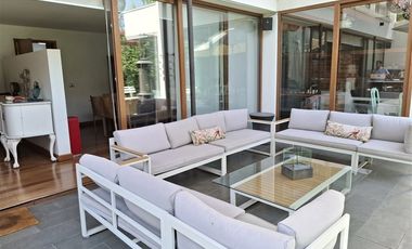 Casa en Arriendo en Nueva La Dehesa 5820