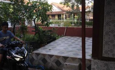 Rumah di Kedungwuni Pekalongan, Pinggir Jalan Desa, SHM