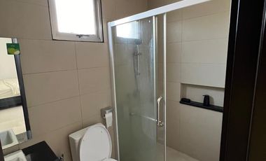 DISEWAKAN RUMAH 10X15 DI PANTAI INDAH KAPUK, PIK