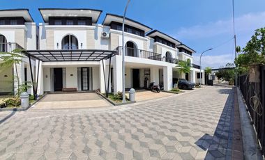 HUNIAN MASA KINI 2 LANTAI DI KEDUNGMUNDU SEMARANG MURAH