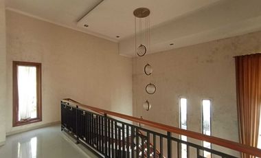 Rumah di Daerah Sragi Pekalongan, Dekat Jalan Raya