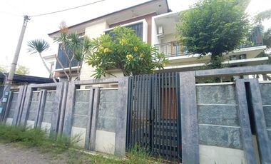 Rumah di Daerah Sragi Pekalongan, Dekat Jalan Raya