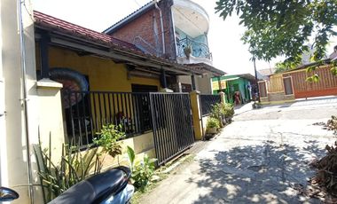 Rumah Murah 2 Lantai Dekat Solo Square Mall (At)