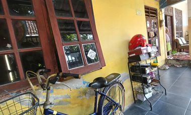 Rumah Murah 2 Lantai Dekat Solo Square Mall (At)