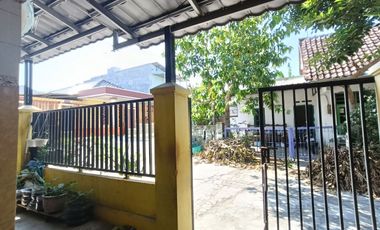 Rumah Murah 2 Lantai Dekat Solo Square Mall (At)