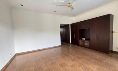 Disewakan townhouse lingkungan asri area pejaten kemang