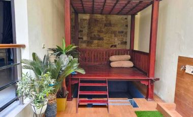DISEWAKAN RUMAH MEWAH MEZZANINE 3,5  LANTAI + ROOFTOP Kawasan Kemang