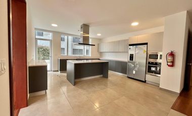 Venta Duplex de Lujo fc Gonzales Suarez US$ 550000