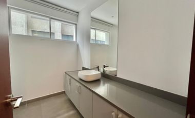 Venta Duplex de Lujo fc Gonzales Suarez US$ 550000