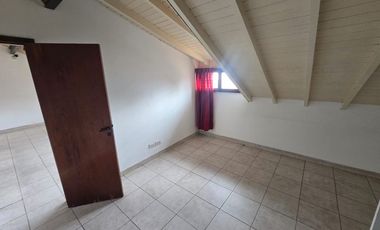 Departamento Tipo Casa en alquiler en Wilde Centro