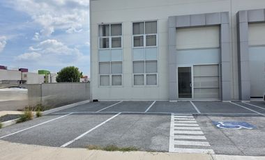 Bodega en Venta en Parque Industrial Terra Park ubicada en esquina