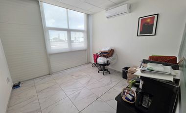 Bodega en Venta en Parque Industrial Terra Park ubicada en esquina