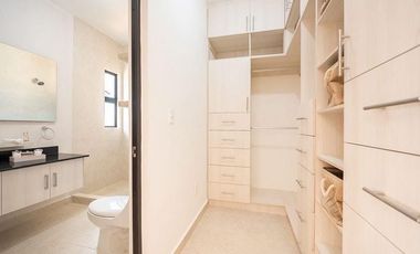 Venta de casa en Cancun AVENIDA HUAYACAN