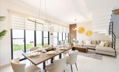 Venta de casa en Cancun AVENIDA HUAYACAN
