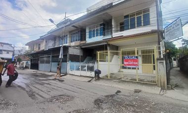 DIJUAL TOWNHOUSE JALAN SEMERU LAPANGAN HATTA PALEMBANG