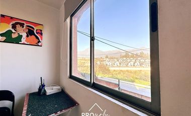 Casa en Venta en ACOGEDORA, BUEN ESTADO, BUEN BARRIO, Hermosas Vistas, Juegos, Parques, Las Vizcachas, Puente Alto