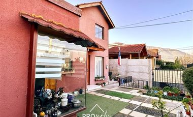 Casa en Venta en ACOGEDORA, BUEN ESTADO, BUEN BARRIO, Hermosas Vistas, Juegos, Parques, Las Vizcachas, Puente Alto