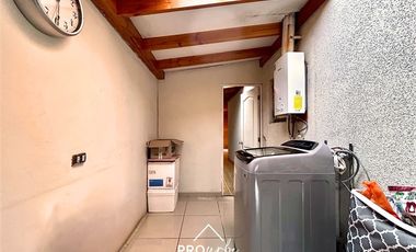 Casa en Venta en ACOGEDORA, BUEN ESTADO, BUEN BARRIO, Hermosas Vistas, Juegos, Parques, Las Vizcachas, Puente Alto