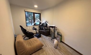VENTA CASA 5 DORM MAS SERVICIO CHAMISERO