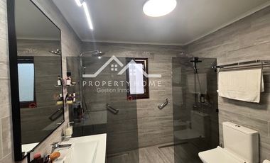 VENTA CASA 5 DORM MAS SERVICIO CHAMISERO