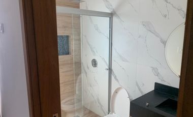 CASA EN VENTA NUEVA PALMA REAL  CERR. BISONTE