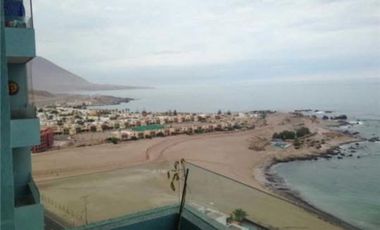 ARRIENDO DEPARTAMENTO FRENTE AL MAR