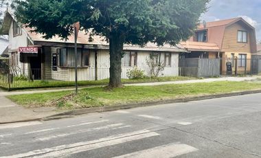 CASA AMPLIA Y LUMINOSA CON EXCELENTE UBICACIÓN