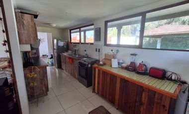 VENTA CASA EN PARCELA, CERNANO A CENTRO DE TALAGANTE