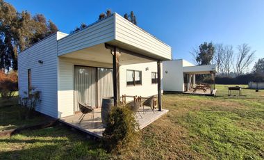 VENTA CASA EN PARCELA, CERNANO A CENTRO DE TALAGANTE