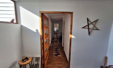 VENTA CASA EN PARCELA, CERNANO A CENTRO DE TALAGANTE