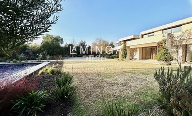 Casa en Arriendo en Hacienda