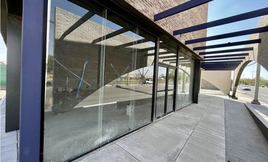 Local de 61 M en Plaza Paseo Acacia  Juárez Chih.