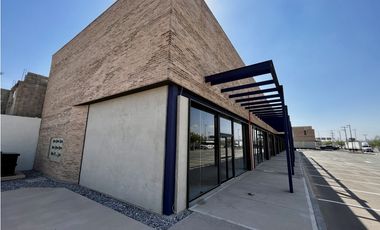 Local de 61 M en Plaza Paseo Acacia  Juárez Chih.