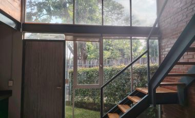 Loft en venta en condominio en Lomas de Cortes