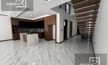 CASA EN VENTA EN TORRALBA