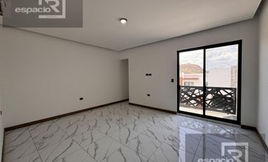 CASA EN VENTA EN TORRALBA