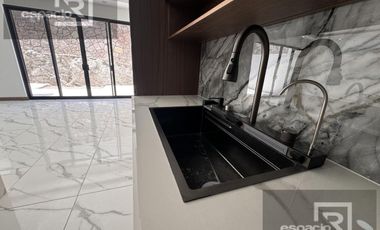 CASA EN VENTA EN TORRALBA
